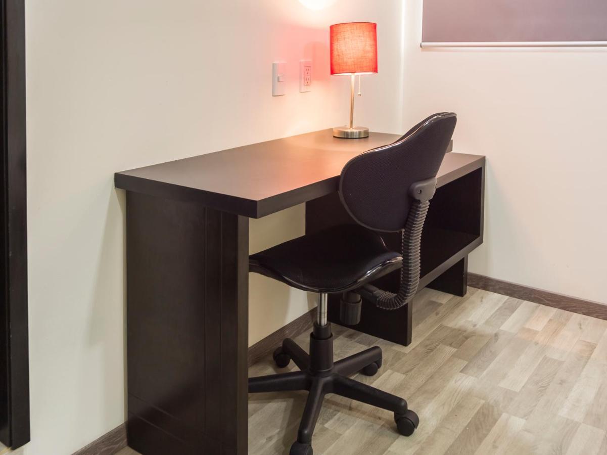 Smart Hotel Монтеррей Экстерьер фото
