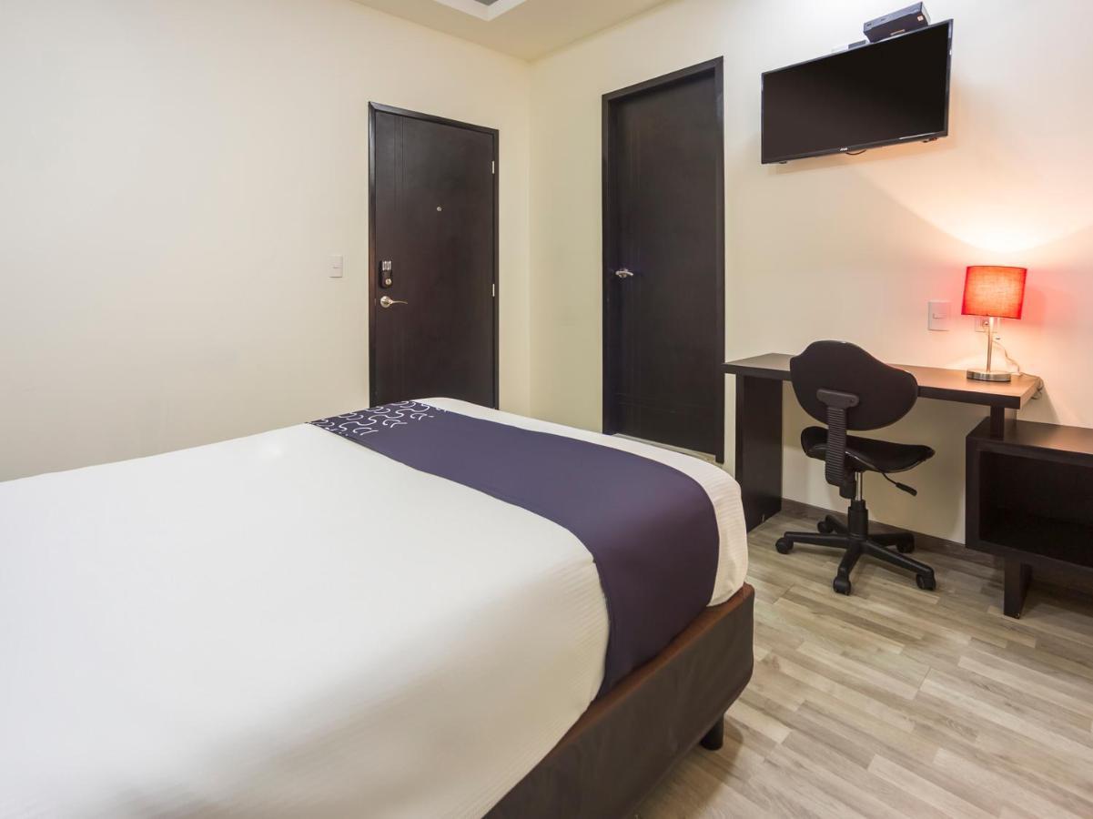 Smart Hotel Монтеррей Экстерьер фото